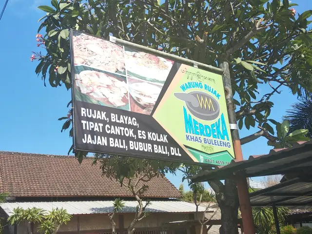 Gambar Makanan Warung Rujak Merdeka 2