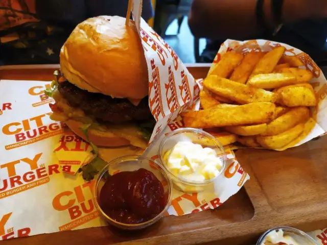 City Burger'nin yemek ve ambiyans fotoğrafları 42