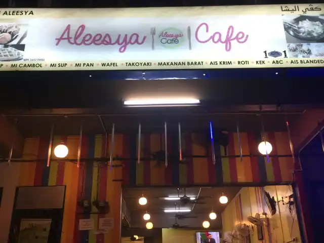 Aleesya Cafe Food Photo 6