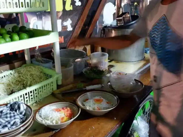 Gambar Makanan Sate dan Soto Haji Umar 8