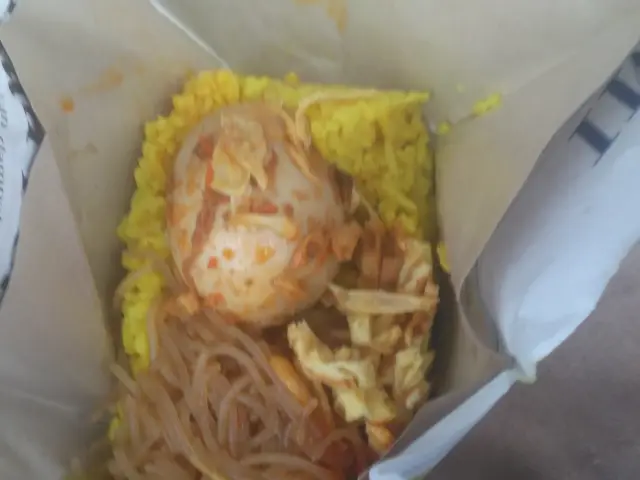 Gambar Makanan Nasi Kuning Sumur Bandung 1