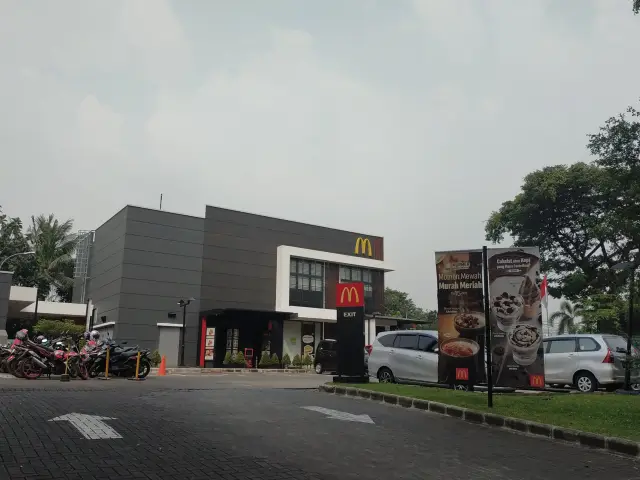 Gambar Makanan McDonald's 7