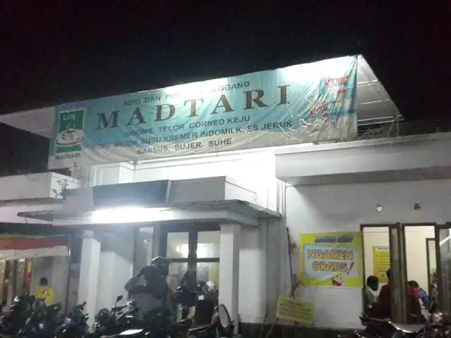 Gambar Makanan Cafe Madtari 9