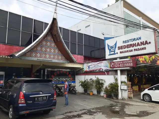 Gambar Makanan Restoran Sederhana 7