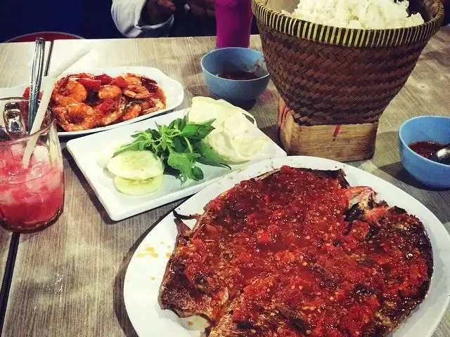 Gambar Makanan Kedai Laut 14