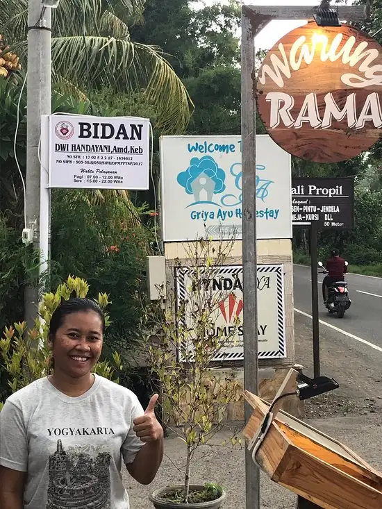 Gambar Makanan Warung Rama Pemuteran 12