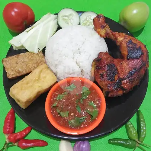 Gambar Makanan Nasi Goreng Seafood & Ayam Bakar Ibu Yani 9