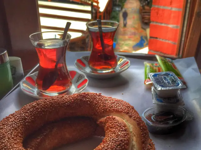 Tarihi Beşçeşmeler Simit Fırını'nin yemek ve ambiyans fotoğrafları 30