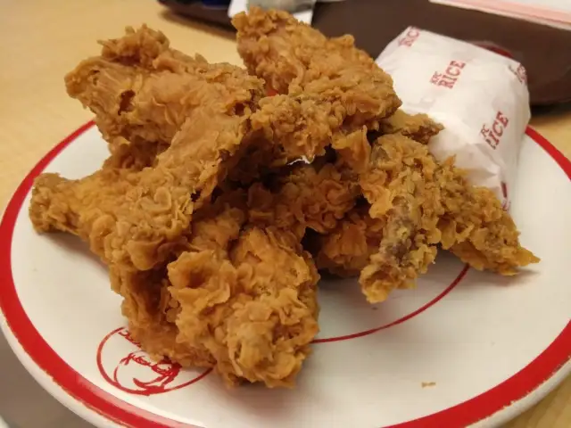 Gambar Makanan KFC Gajah Mada 1
