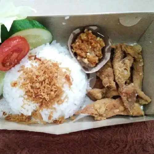 Gambar Makanan Nasi Kulit & Ayam Woku Ibu Utik, Kotagede  3