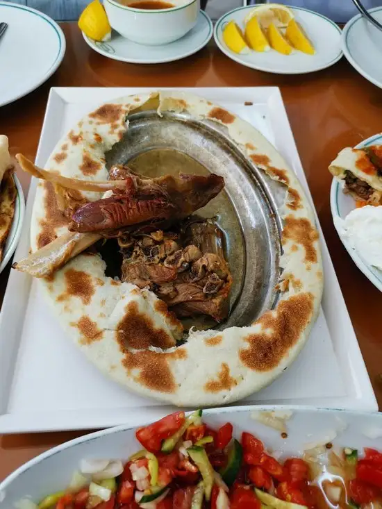 Guvenc Konyali'nin yemek ve ambiyans fotoğrafları 11