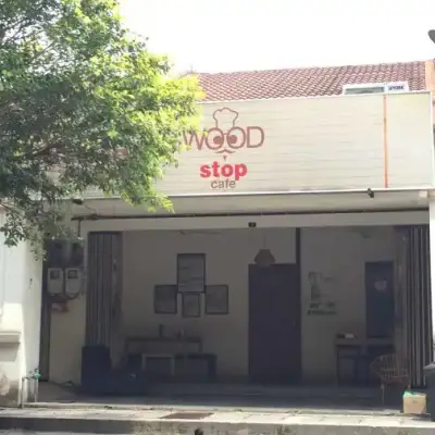 Wood Stop Cafe