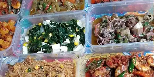 Makanan Siap Saji Mbak Wik, H Gubernur Bastari