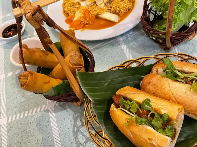 Saigon House Cuisine Food Photo 1