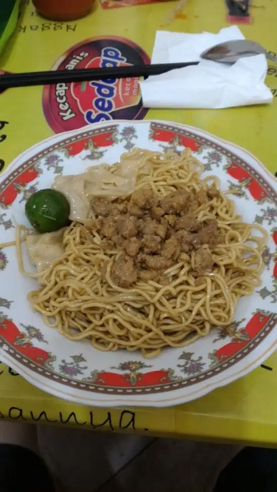 Gambar Makanan Mie Asu 4