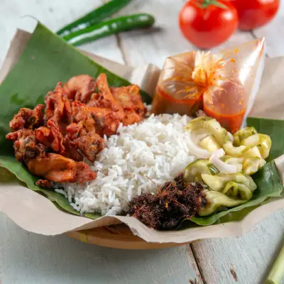 Pak Ali Nasi Kukus Ayam Rempah Original (Kuchai Lama)