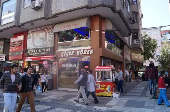 Çiçek Börek'nin yemek ve ambiyans fotoğrafları 1