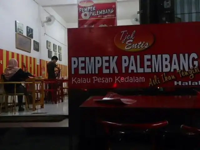 Gambar Makanan Pempek Palembang Tjek Entis 12