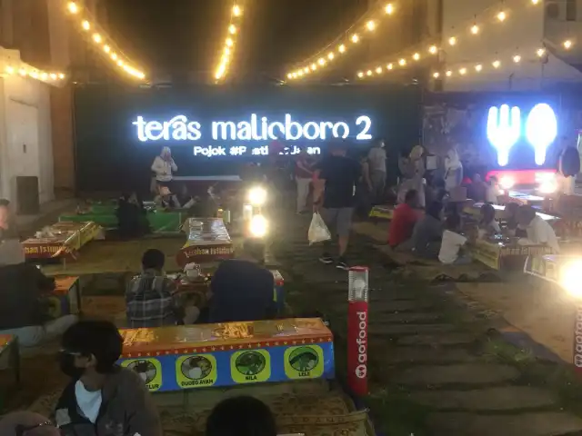 Gambar Makanan Lesehan Malioboro 11