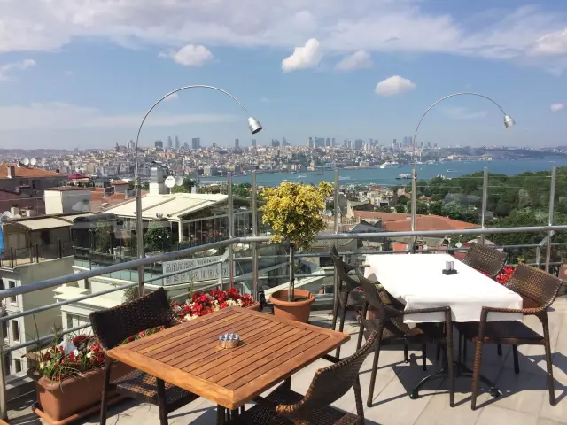 Panoramic Restaurant - Adamar Hotel'nin yemek ve ambiyans fotoğrafları 8