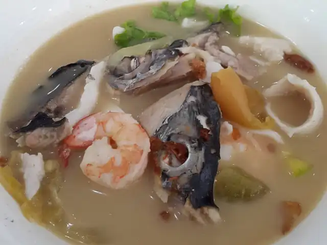 Gambar Makanan Yong Kee Istimewa Soup Seafood 16