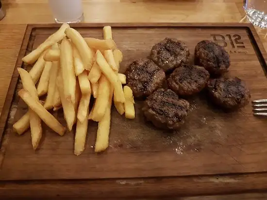 B12 Steak & Kasap'nin yemek ve ambiyans fotoğrafları 16