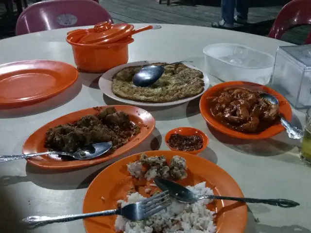 Gambar Makanan Alim Restaurant, Tanjung Pinang, Bintan Island 8