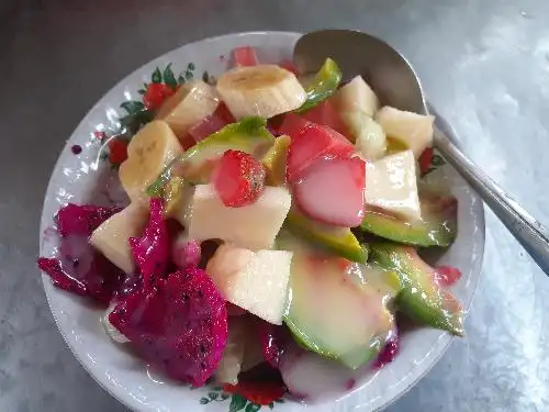 Sop Buah Kaldu Dan Juice Simprug