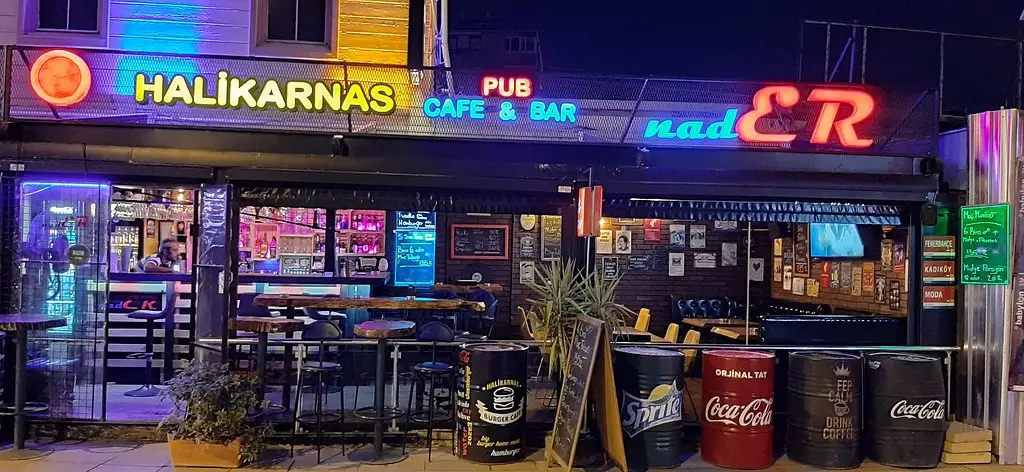 Halikarnas Pub ERbar'nin yemek ve ambiyans fotoğrafları 5