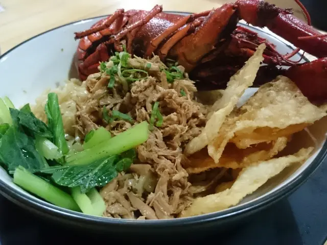 Gambar Makanan Mie Lobster 6