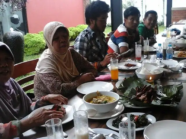 Gambar Makanan Rasane Seafood & Ikan Bakar 13