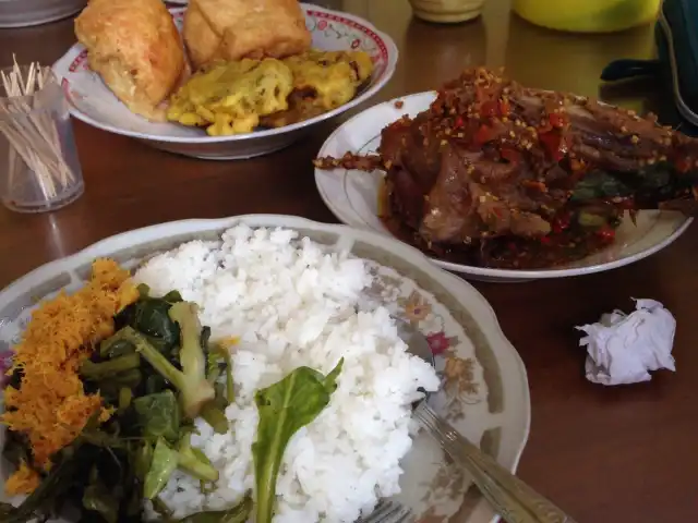 Gambar Makanan Warung Pedes Tangkilsari 3