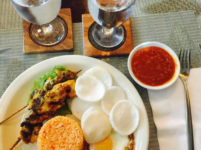 Azalea Restaurant - One Tagaytay Place Hotel Food Photo 9