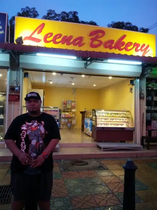 Leena Bakery Food Photo 8