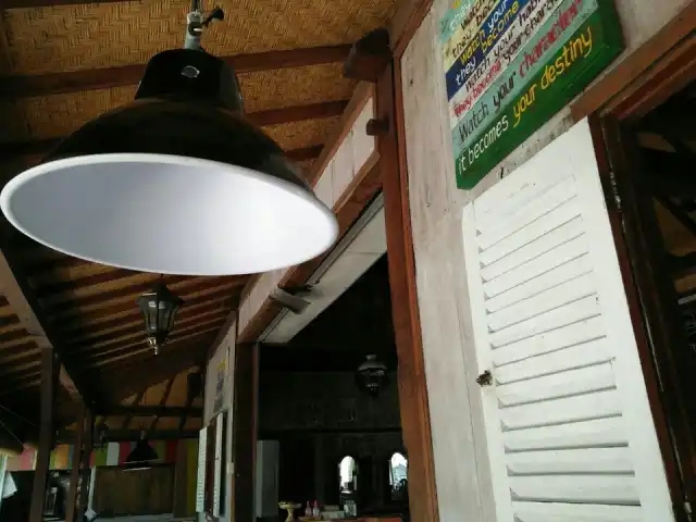 Gambar Makanan Café Canggu 12