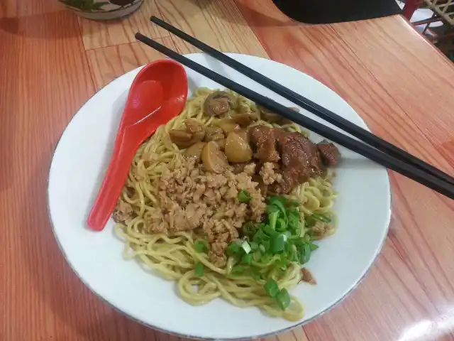 Gambar Makanan Bakmi Aloi 18