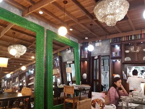 Mangan Restaurant
