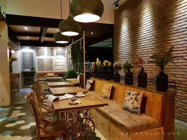 Gambar Makanan Summerbird Bed and Brasserie - Summerbird Hotel 20