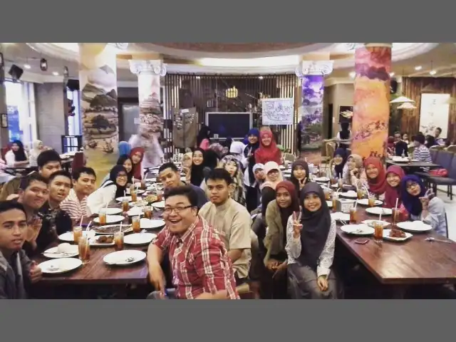 Gambar Makanan Rempah Indonesian Resto 4