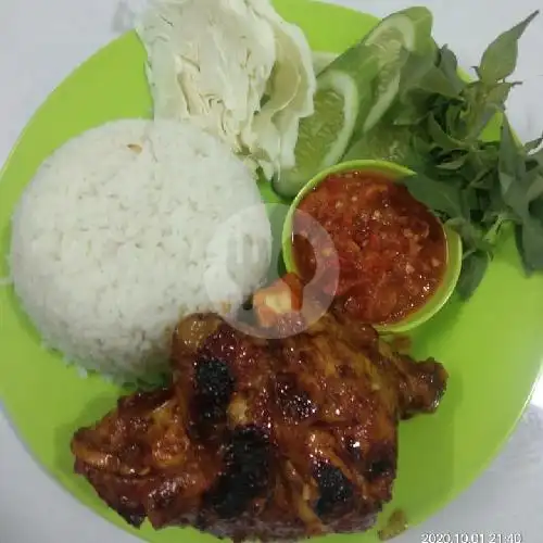 Gambar Makanan Ayam Bakar Mak Ati, Vila Permata 7