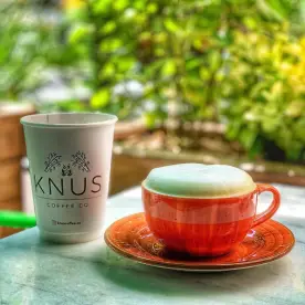 Knus Coffee