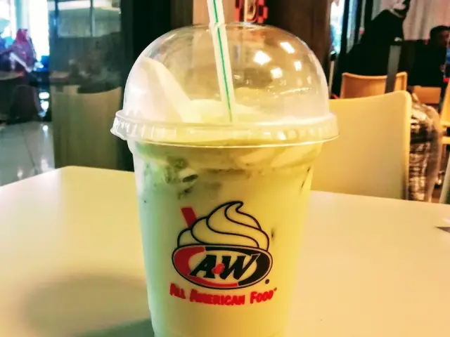 Gambar Makanan A&W Bandara Juanda 21