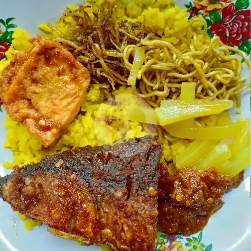 Gambar Makanan Nasi Kuning & Songkolo Himalaya, Ujung 13