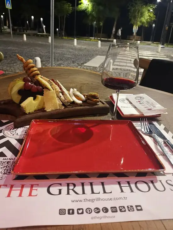The Grill House'nin yemek ve ambiyans fotoğrafları 8