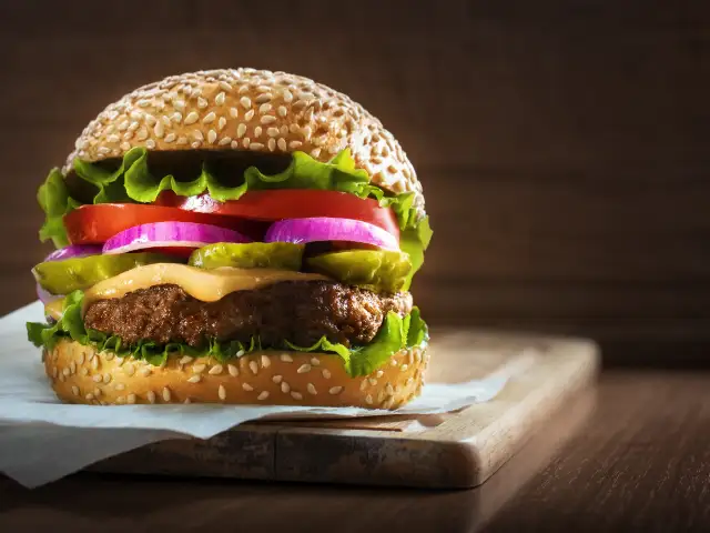 Taksim Islak Burger'nin yemek ve ambiyans fotoğrafları 1