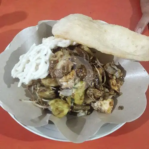 Gambar Makanan Warung Rujak + Nasi Campur Banyuwangi, Akasia 1