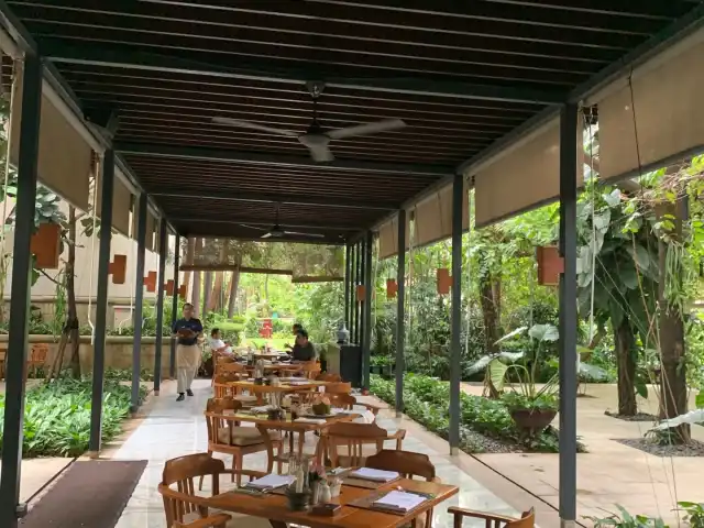 Jakarta Restaurant - Hotel Dharmawangsa