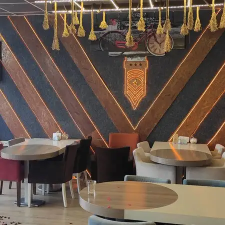 Şamata Cafe Bistro Okey ve Nargile Salonu'nin yemek ve ambiyans fotoğrafları 16