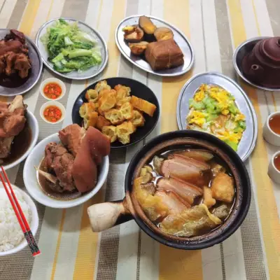 Kedai Makanan Hong Bak & Bak Kut Teh