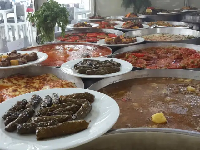 Izmir Girit Lokantasi'nin yemek ve ambiyans fotoğrafları 10
